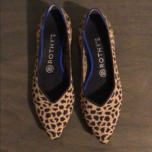 Rothy’s size 8 pointed leopard print